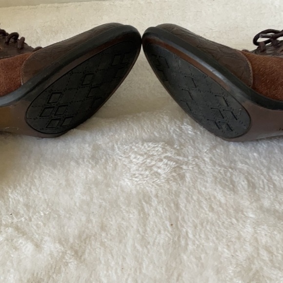 Naturalizer Brown Heels with Brogue Detailing Victorian - Picture 5 of 8